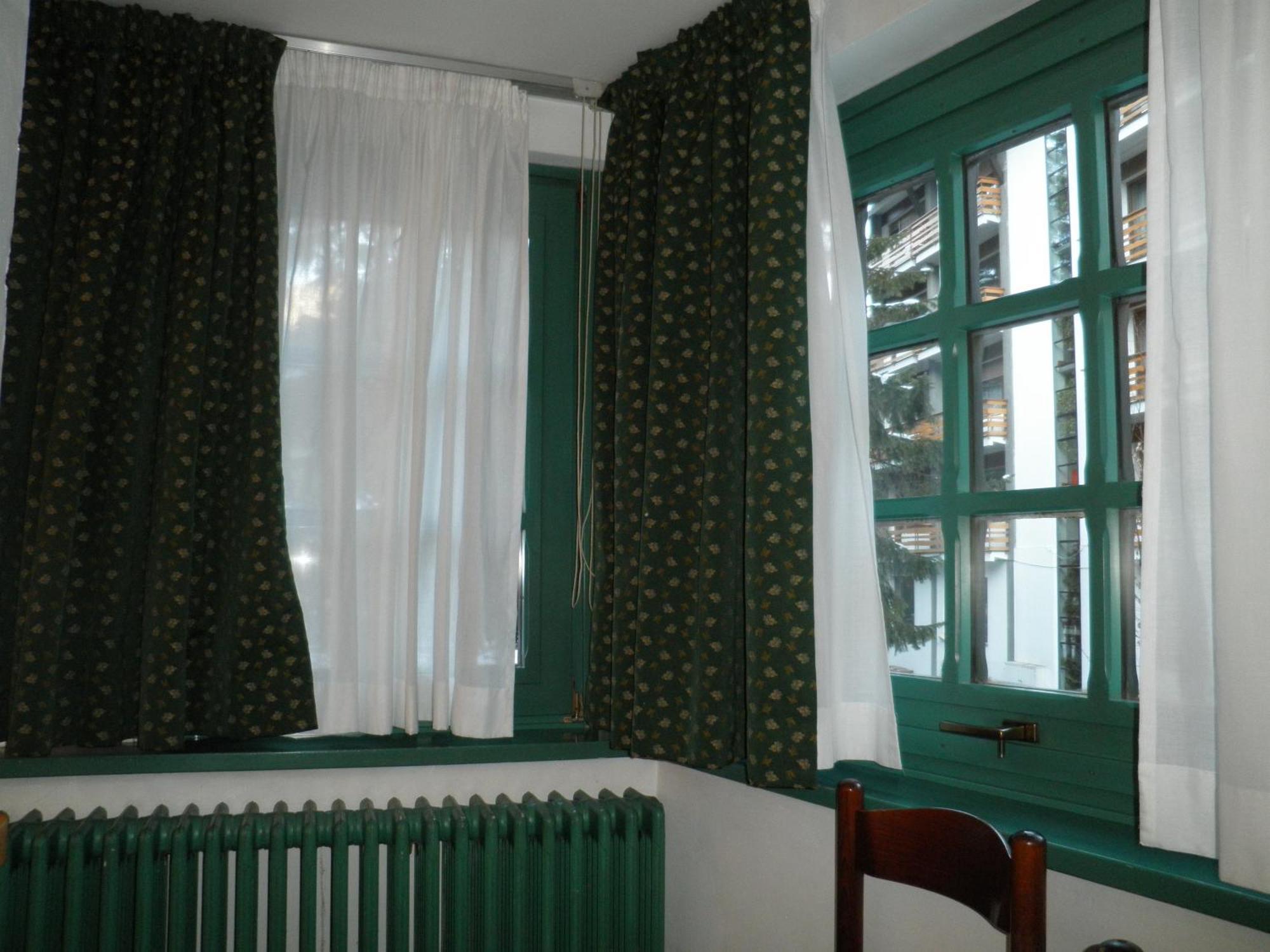 Residence Hotel Sport Campiglio Мадонна-ді-Кампільйо Номер фото