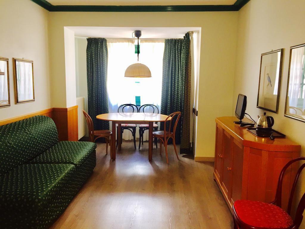Residence Hotel Sport Campiglio Мадонна-ді-Кампільйо Екстер'єр фото