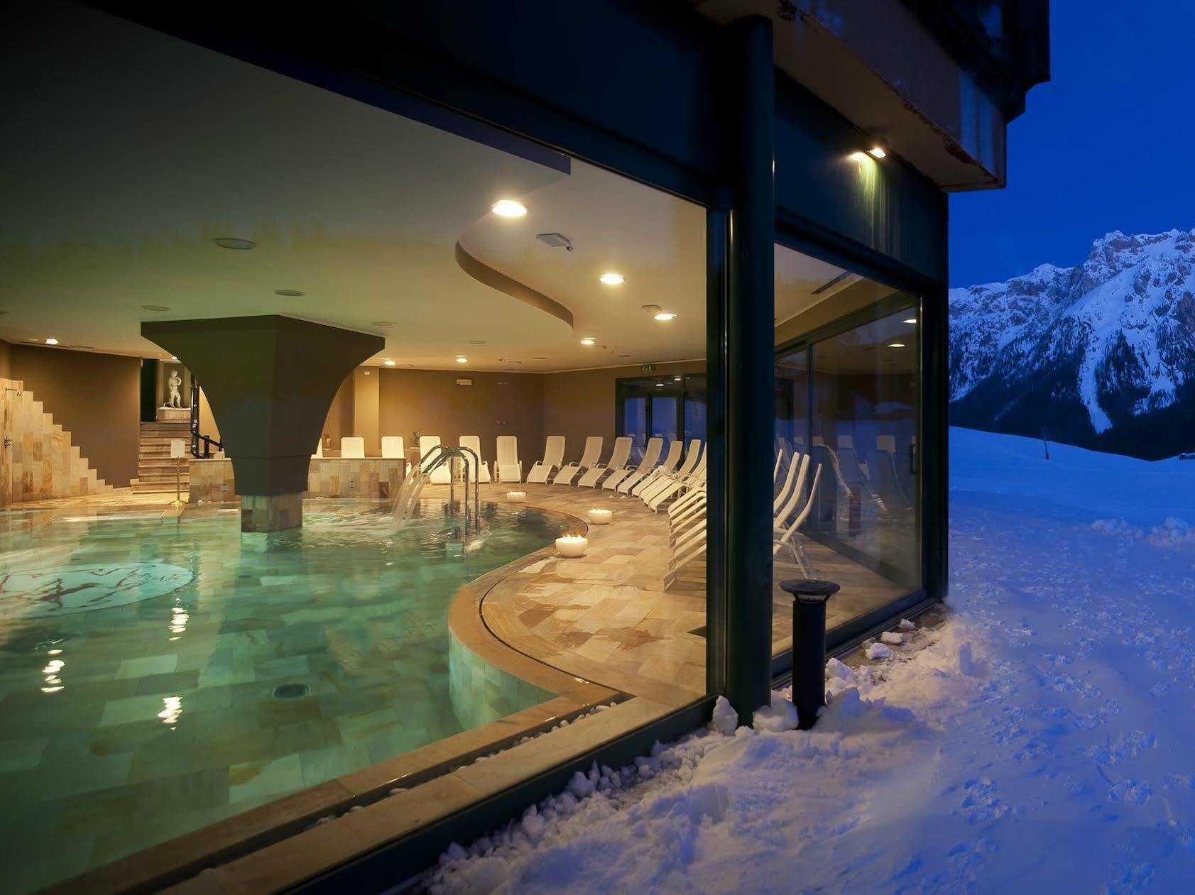Residence Hotel Sport Campiglio Мадонна-ді-Кампільйо Екстер'єр фото