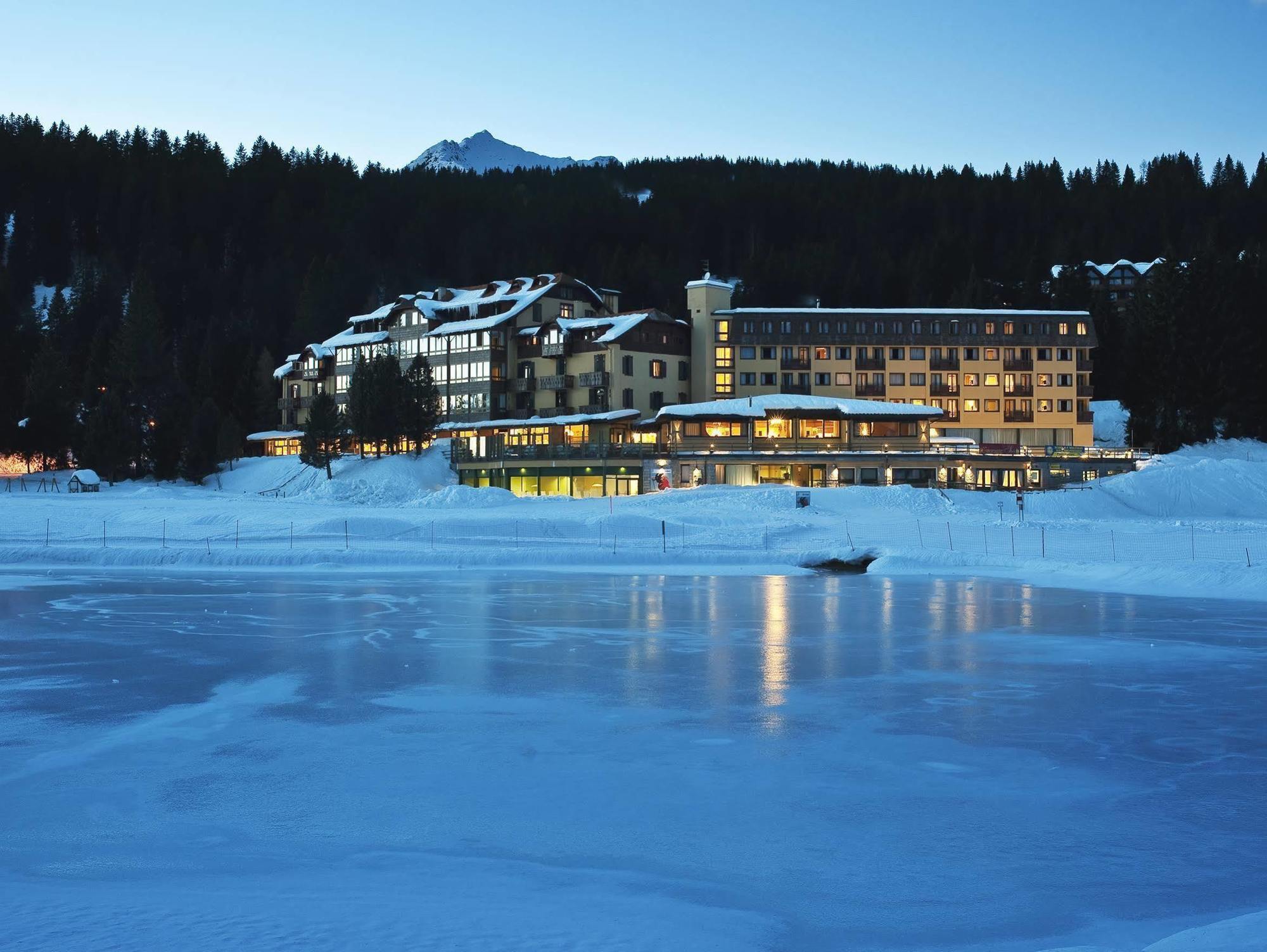 Residence Hotel Sport Campiglio Мадонна-ді-Кампільйо Екстер'єр фото