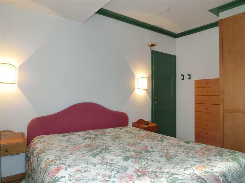 Residence Hotel Sport Campiglio Мадонна-ді-Кампільйо Екстер'єр фото